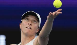 Nro 1 Swiatek eliminada en 3ra ronda de Abierto de Australia por la checa Noskova