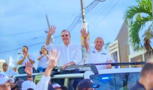 Luis Abinader realiza recorrido en Hato Mayor en apoyo al alcalde Amado de la Cruz