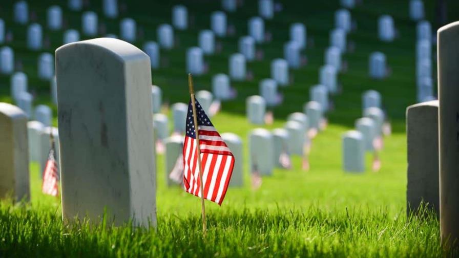 Hallan 121 tumbas sin nombre en un antiguo cementerio militar en Florida Hallan 121 tumbas sin nombre en un antiguo cementerio militar en Florida