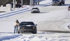 Los muertos por tormentas invernales en EE.UU. suben a 89