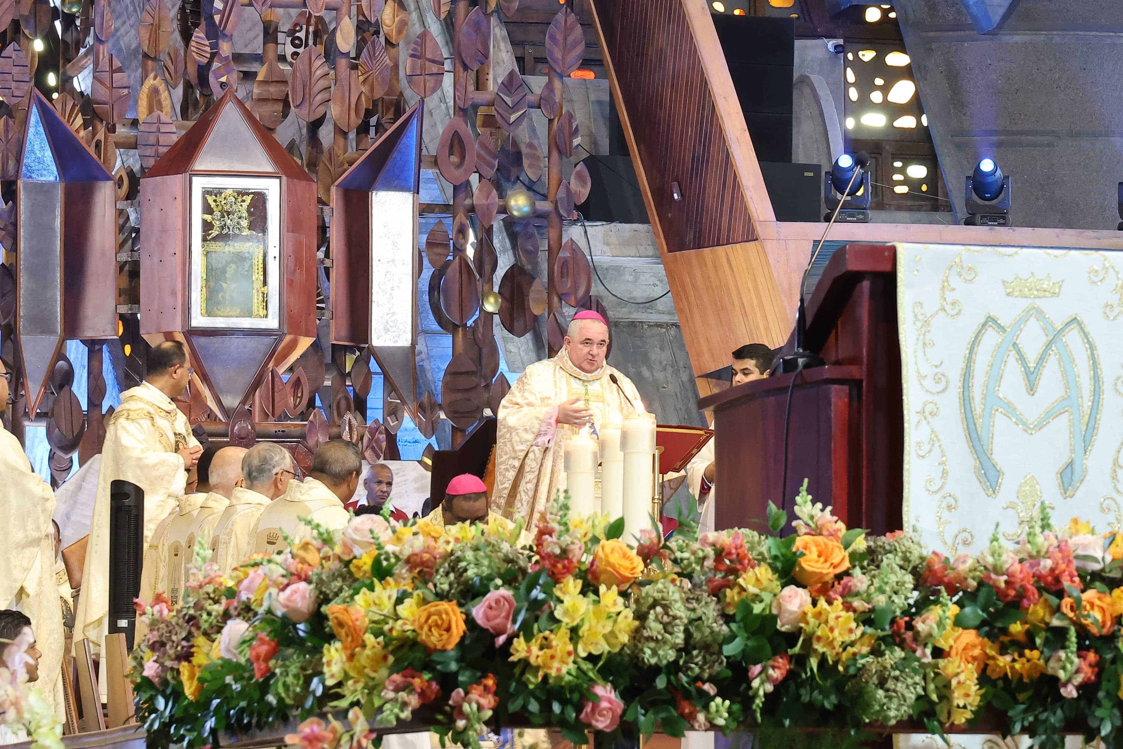 Celebración de la misa solemne de la Altagracia en la Basílica de Higüey.