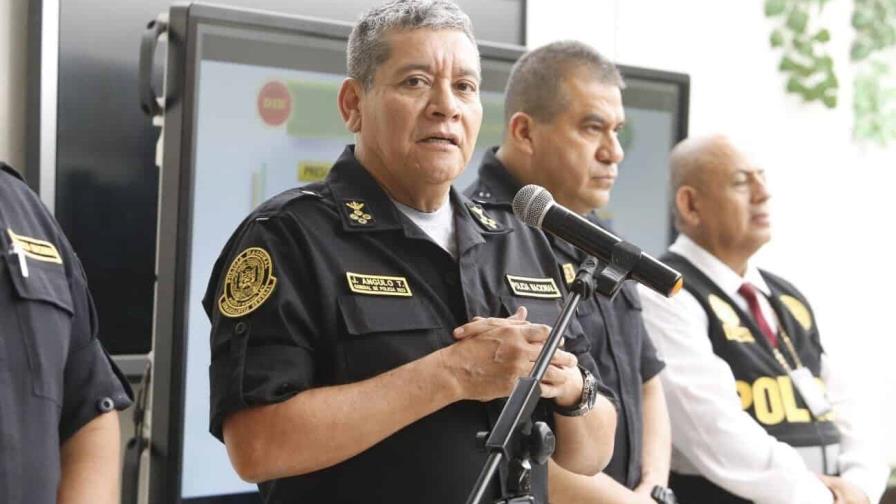 El Gobierno de Perú destituye al comandante de la Policía por negligencias muy graves