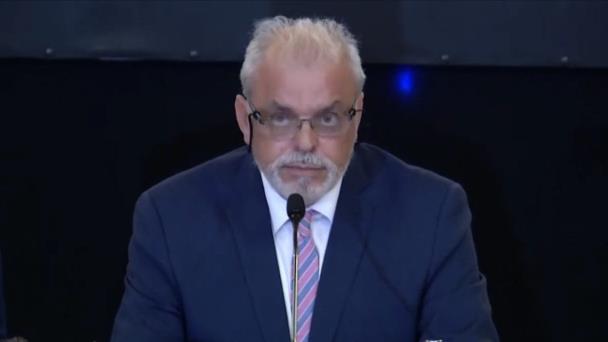 José Pepe Vila sale del puesto de comisionado de la reforma de la Policía Nacional