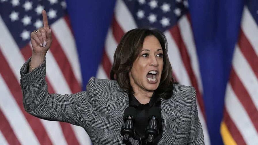 Harris y Trump comienzan su precampaña sin un líder claro en intención de voto, según CNN