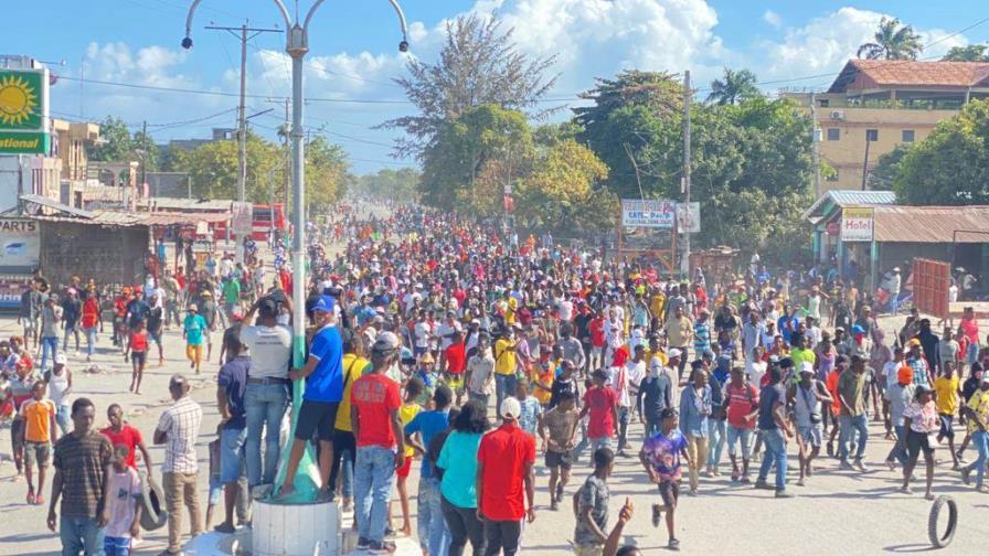 Continúan en Haití las protestas que exigen la salida de Ariel Henry