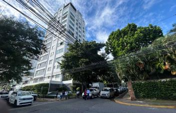 Gran hermetismo rodea muertes por intoxicación en apartamento de torre del Piantini