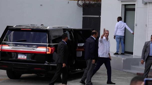 Luis Abinader encabezará caravanas por 11 municipios este fin semana