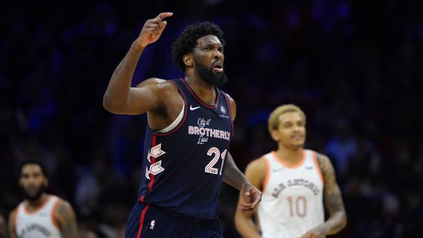 Fue una noche especial en la NBA con 70 puntos de Joel Embiid y 62 de Karl-Anthony Towns