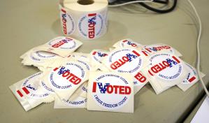 Mississippi sopesa mantener algunos convictos sin derecho a voto