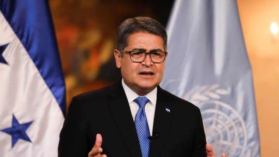 Juez retrasa el juicio del expresidente de Honduras en Nueva York y le concede nuevo abogado