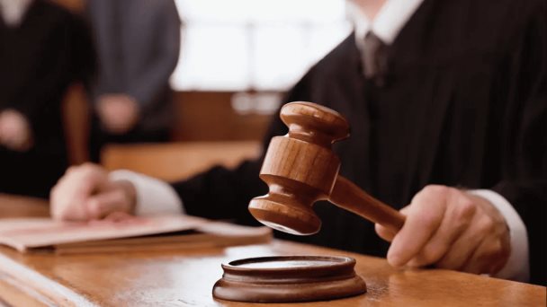 Pareja de Virginia declarada culpable de someter a un inmigrante a trabajos forzados