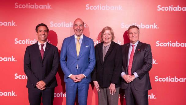 Presidente y CEO global de Scotiabank ofrece un cóctel en República Dominicana