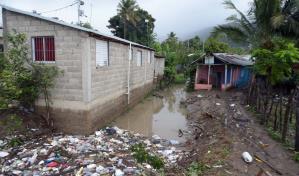 Lluvias tienen en vilo a residentes próximo al río San Marcos en Puerto Plata