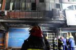 Asciende a 39 el número de muertos por un incendio de un edificio en el este de China