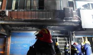Asciende a 39 el número de muertos por un incendio de un edificio en el este de China