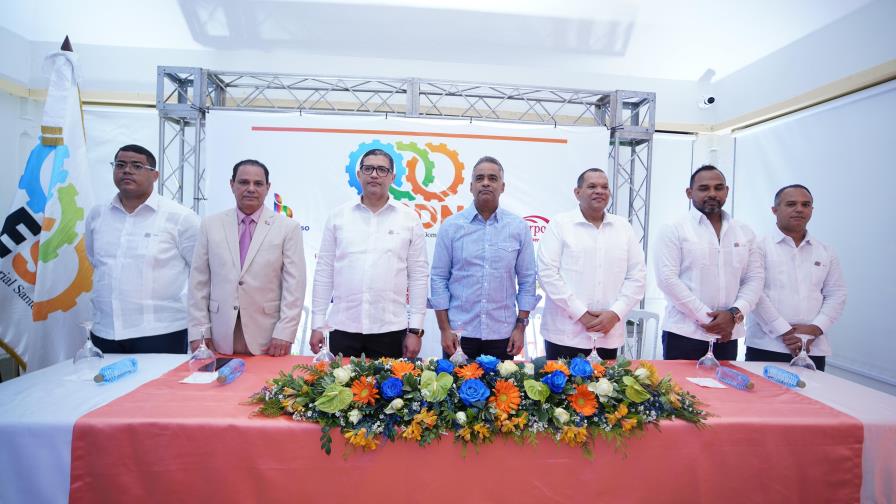 Juramentan nuevo Consejo Empresarial Santo Domingo Norte