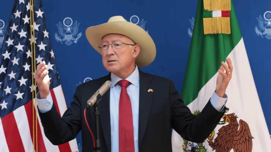 Embajador niega que las armas que México confisca a criminales sean del Ejército de EE.UU.