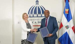 Energía y Minas y el PNUD firman acuerdo para electrificar viviendas rurales en República Dominicana