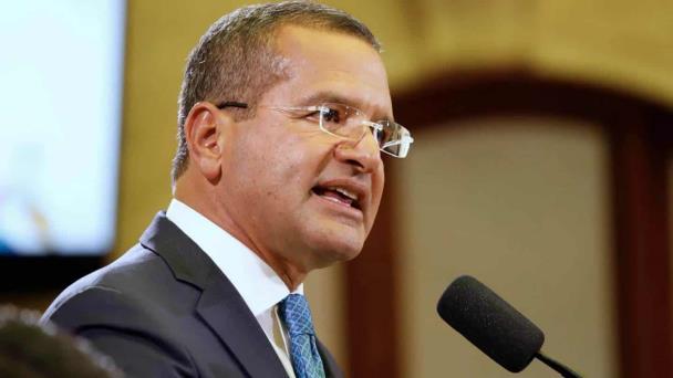 El gobernador de Puerto Rico llama a combatir el machismo tras nuevo feminicidio