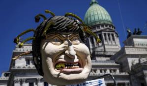 Transporte aéreo en Argentina se ve afectado por el primer paro contra el Gobierno de Milei