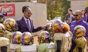 Snoop Dogg protagoniza The Underdoggs, comedia deportiva tan macarra como reivindicativa