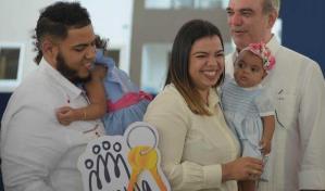 Gobierno entrega 186 apartamentos del Plan Familia Feliz en San Francisco de Macorís