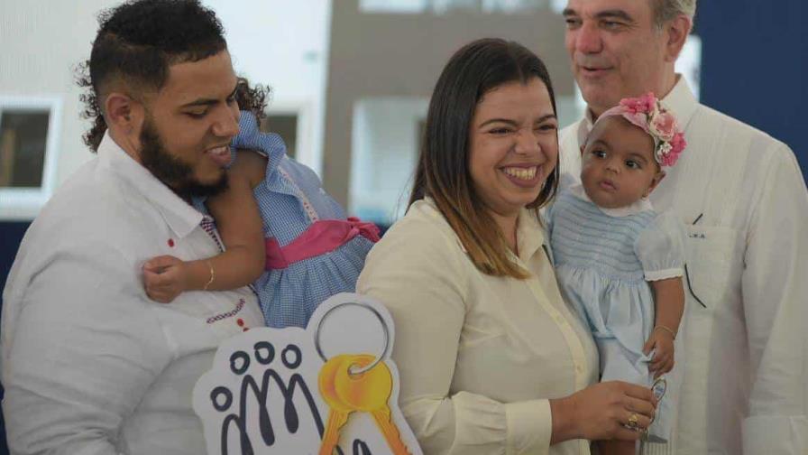 Gobierno entrega 186 apartamentos del Plan Familia Feliz en San Francisco de Macorís