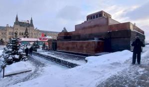 El mausoleo de Lenin resiste un siglo después