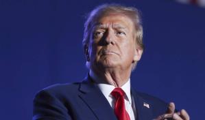 Trump dice que juez le niega sus derechos constitucionales en juicio por difamación