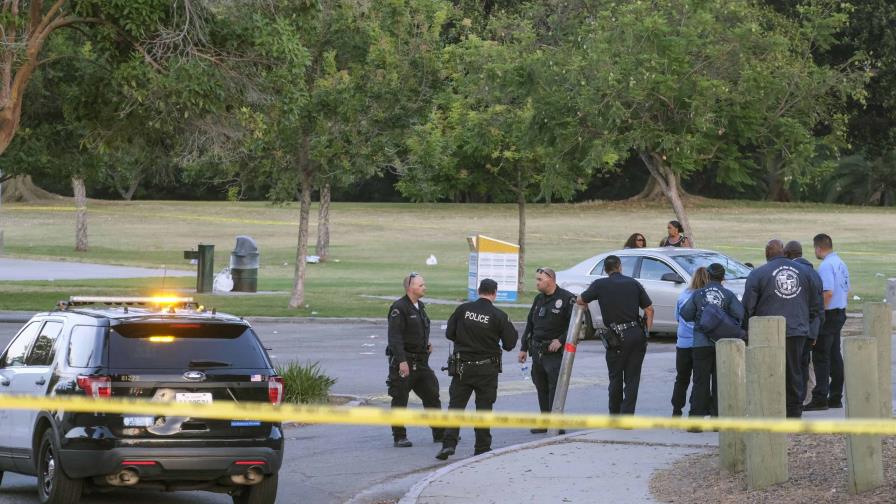 Cuatro muertos en Los Ángeles; hombre mata esposa, dos hijos y se suicida