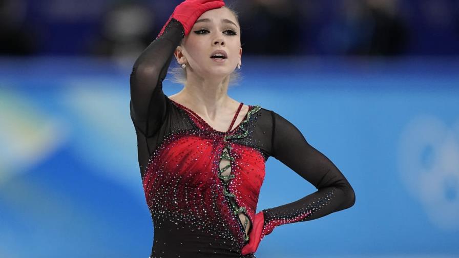 Descalifican a la patinadora Kamila Valieva por dopaje y Rusia perdería oro olímpico ante EEUU