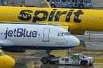 JetBlue muestra incertidumbre sobre fusión y se desploman las acciones de Spirit Airlines