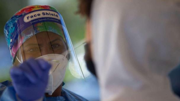 Clasifican como alto el nivel de transmisión de casos de covid-19 en Puerto Rico