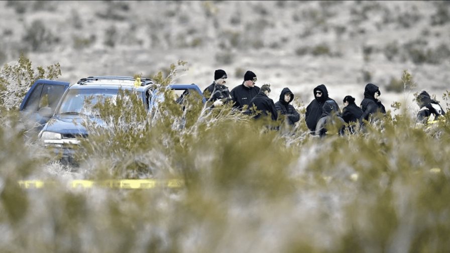Detienen a cinco sospechosos del asesinato de 6 hombres en zona desértica de California