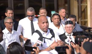 Montan piquete en Palacio de Justicia de Santiago en demanda de justicia por asesinatos de abogados