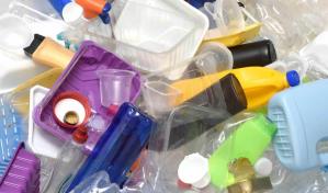 La prohibición del plástico de un solo uso genera un acalorado debate en Puerto Rico