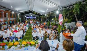 Promueven el turismo y desarrollo agropecuario en festival de Para&iacute;so