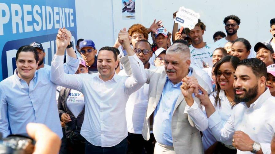 Miguel Vargas encabezará encuentros con perredeístas de varias provincias este fin de semana Miguel Vargas encabezará encuentros con perredeístas de varias provincias este fin de semana
