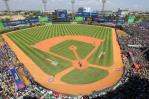 MLB trabaja en el terreno del estadio Quisqueya para serie Spring Training