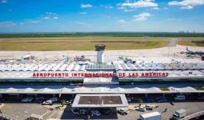 Abren pista de aterrizaje en el AILA tras reparación