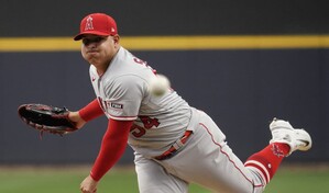 Jos&eacute; Su&aacute;rez pasa a los Atl&eacute;ticos en una movida que saca del roster al dominicano Junior P&eacute;rez