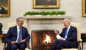 Joe Biden felicita a Luis Abinader por su liderazgo en la región