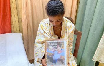 Madre de niño de 4 años hallado muerto en San Luis dice salió de casa a comprar medicamentos