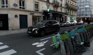 Los parisinos deciden si restringen los veh&iacute;culos SUV, que se venden tanto como contaminan