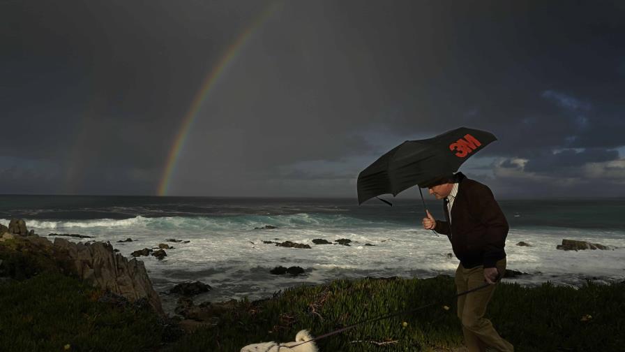 Fuerte tormenta amenaza con lanzar lluvias y vientos sobre California