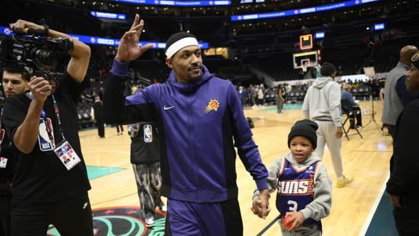 Bradley Beal hizo 43 puntos en su regreso a Washington; Suns abruman a Wizards