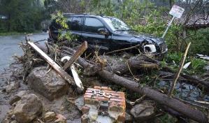 Fuerte tormenta causa inundaciones, evacuaciones y apagones en California