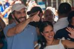 Bukele autoproclama su victoria en El Salvador y en su fiesta arremete contra los críticos