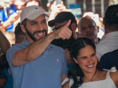 Bukele aplasta en elecciones de El Salvador
