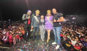 El Súper Mega Turicarnaval se celebra en San Juan de la Maguana